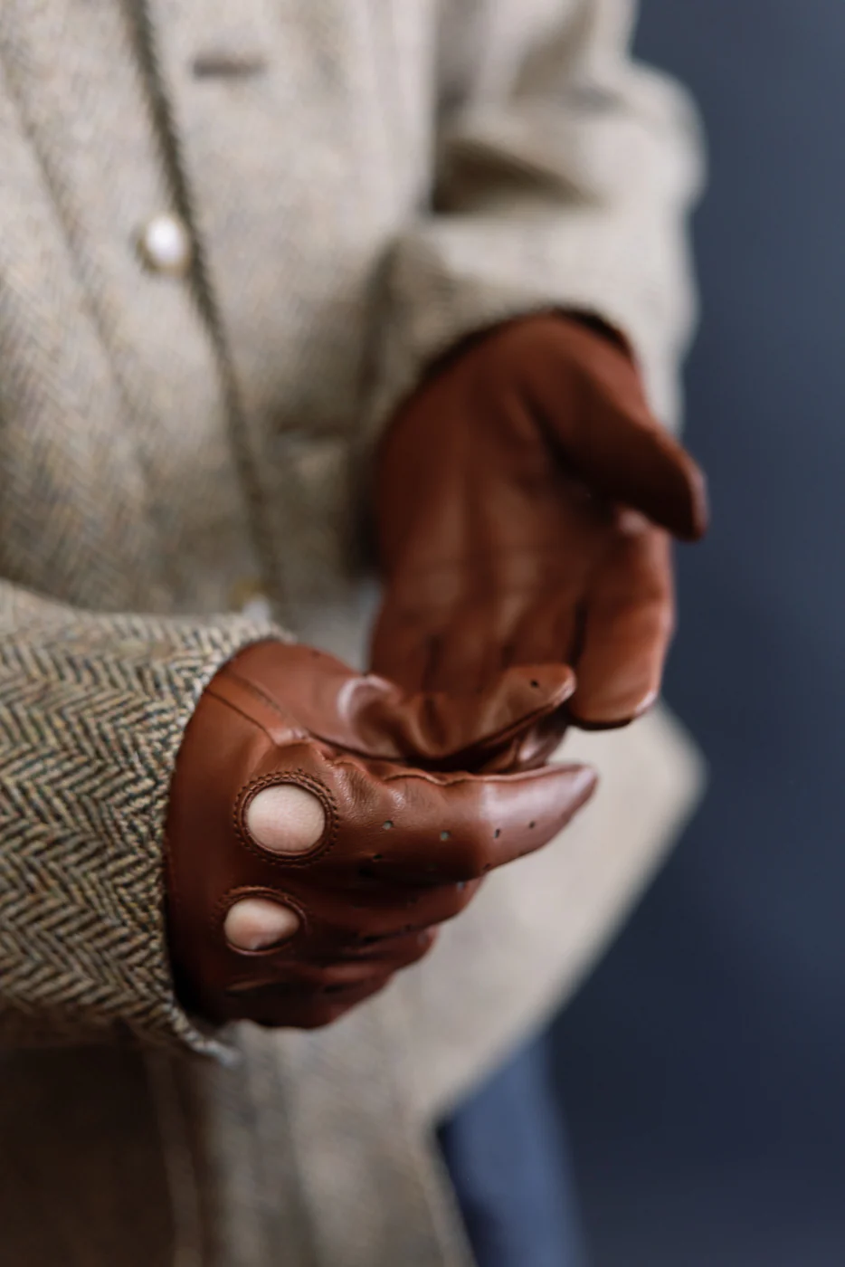 Morgan Glove - Chestnut - Image 9