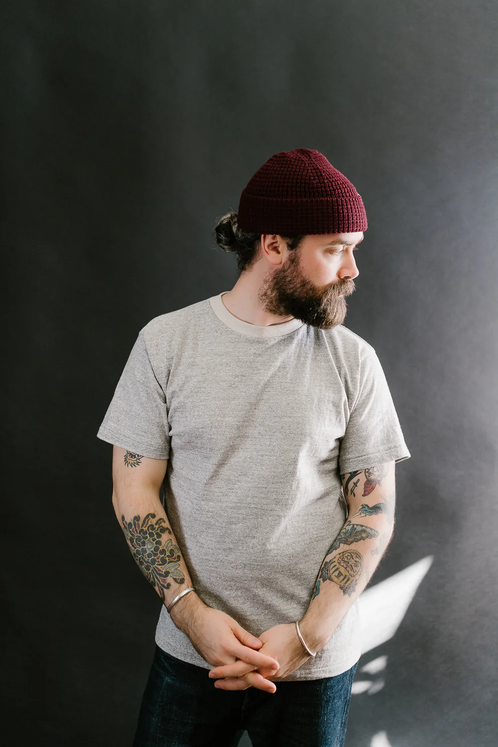 MWBN06.506 - Waffle Structure Sturdy Beanie Merino Wool - Burgundy - Image 3