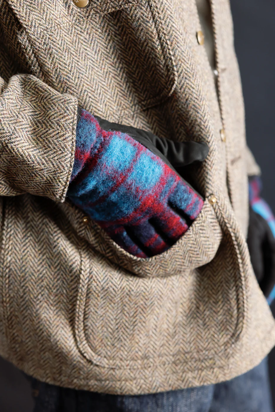 Noah Glove - Navy, Multi - Image 7