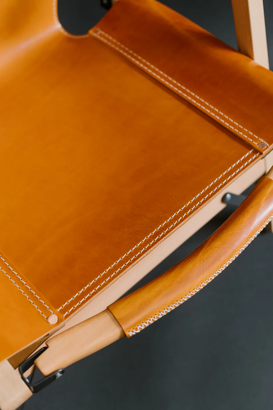 OGL-OD-WD-CHAIR-V2 - 'Only Good Life' Kermit Outdoor Folding Camp Chair - Tan Leather - Image 16