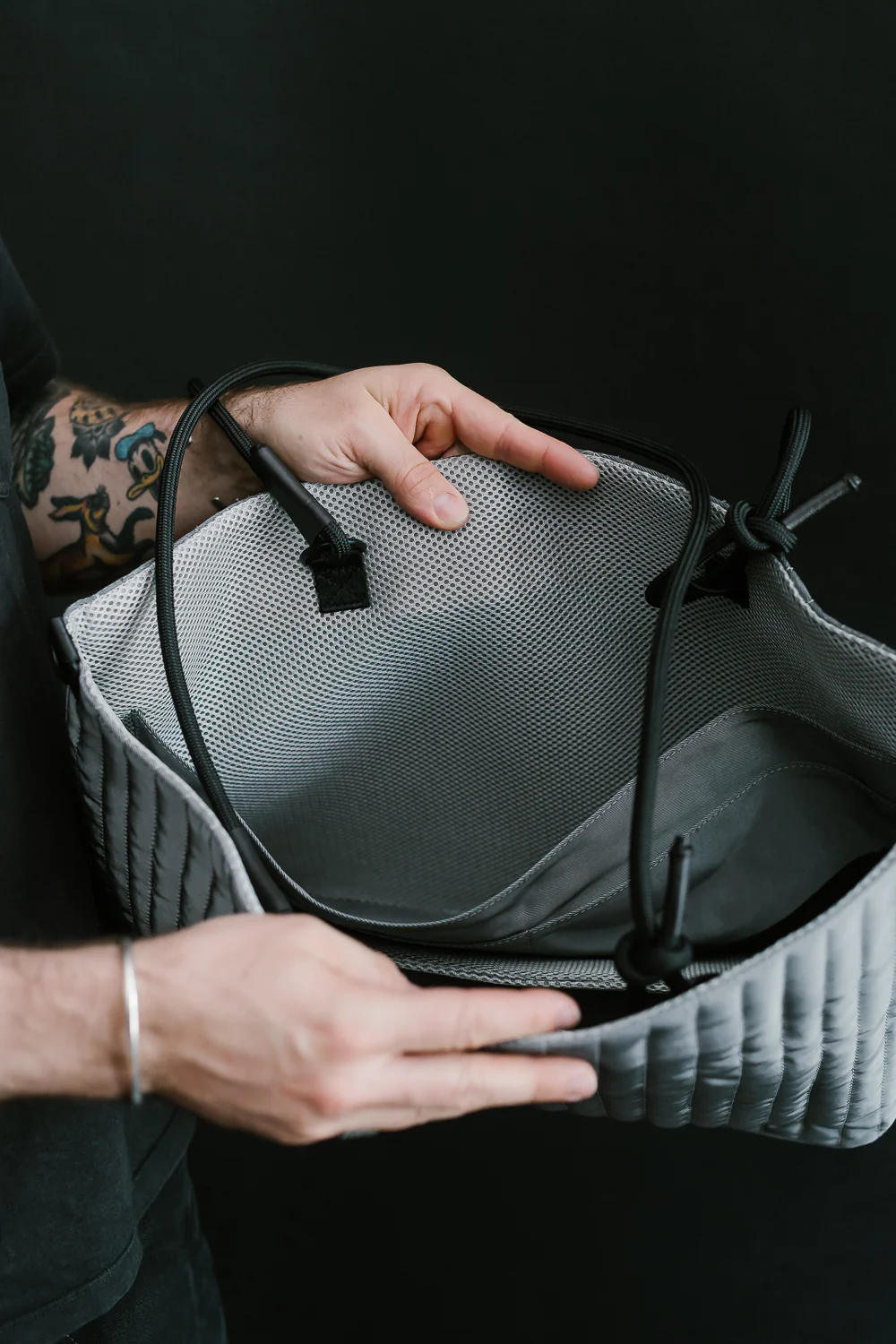 OGL-ORI-MILLIE-CARALL-SIL - OGL Originale Tech Material Millie Carry-All Tote Bag - Silver - Image 10