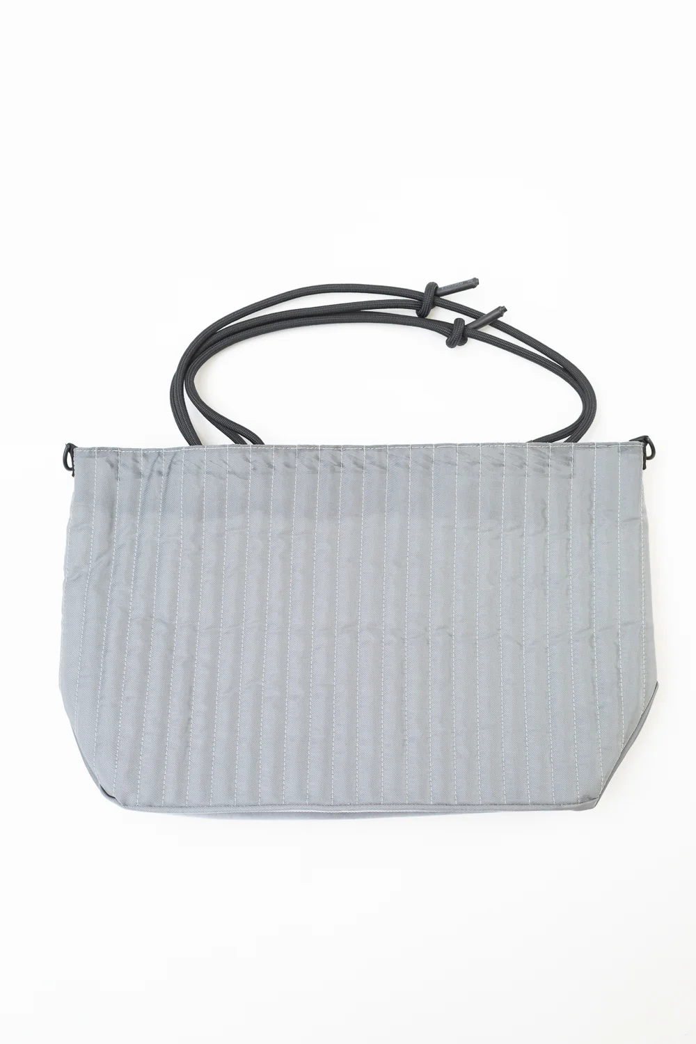 OGL-ORI-MILLIE-CARALL-SIL - OGL Originale Tech Material Millie Carry-All Tote Bag - Silver - Image 3