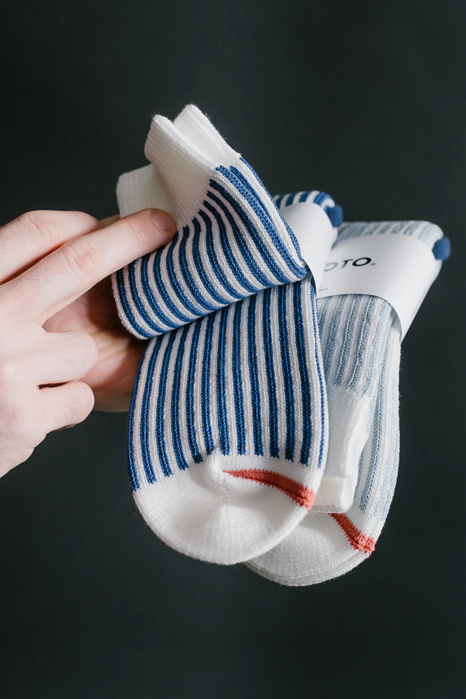 R1586 - Vertical Stripe Sock - White, Royal Blue - Image 5