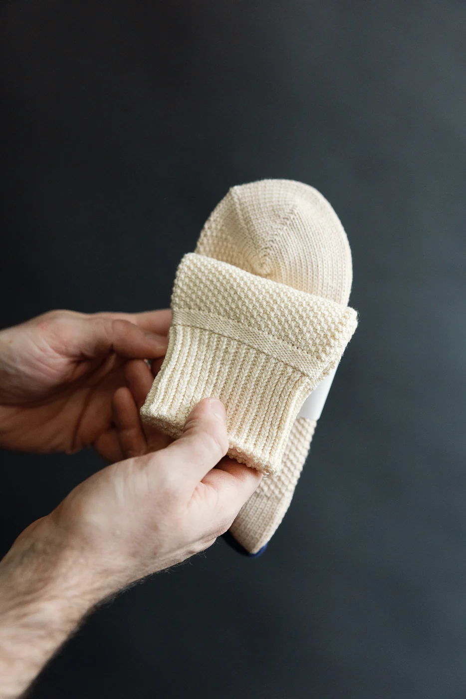 R1610 - Seed Stitch Socks - Raw, Beige - Image 3