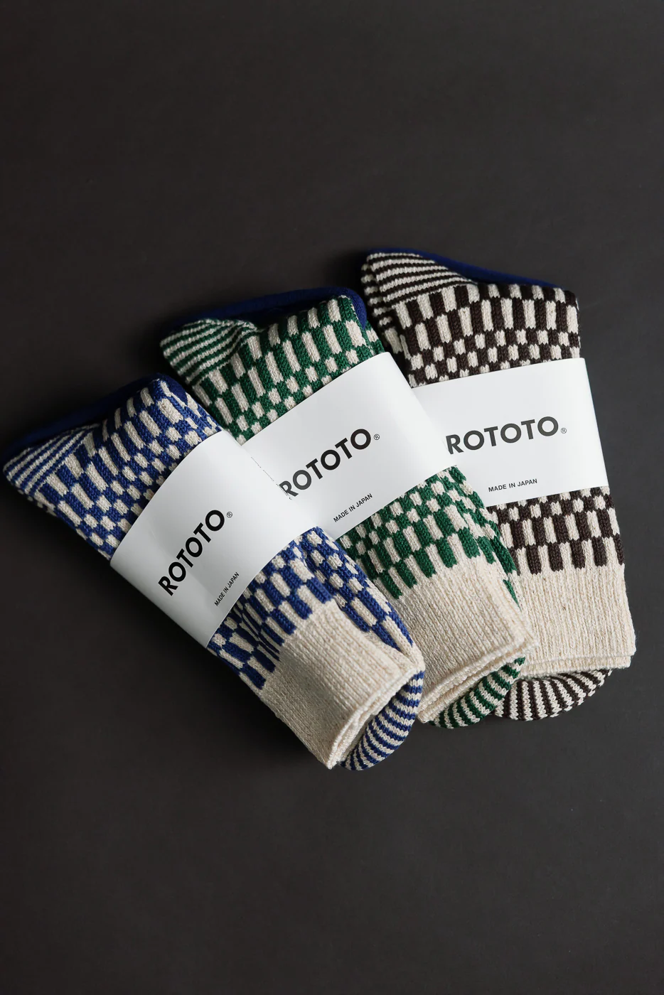 R1621 - Checkerboard Pattern Crew Socks - Brown - Image 7