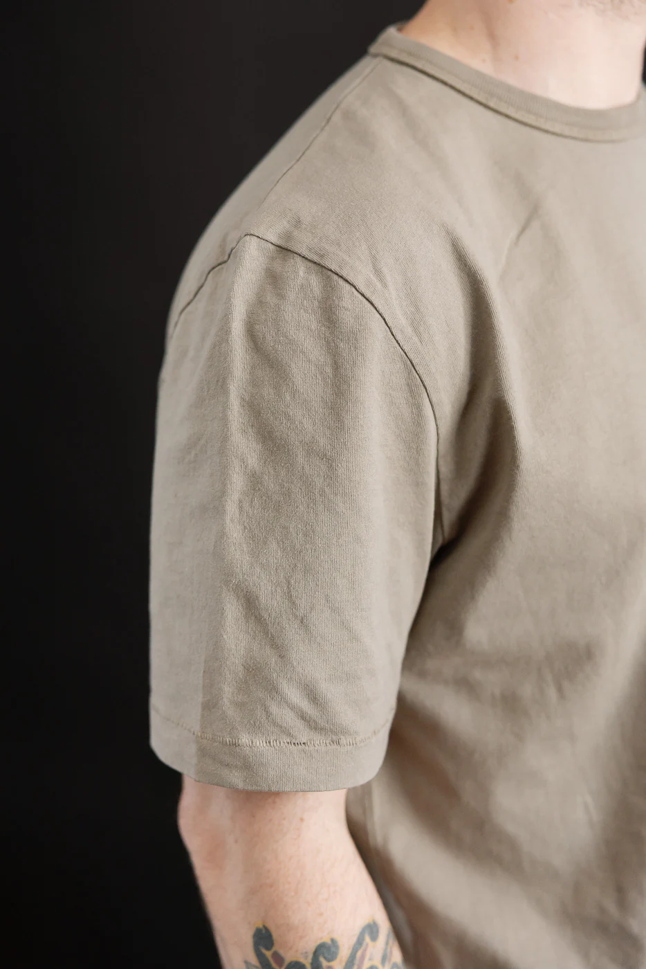 TEE02.061 - 6oz Classic Cotton Jersey T-Shirt Classic Fit - Faded Grain - Image 17