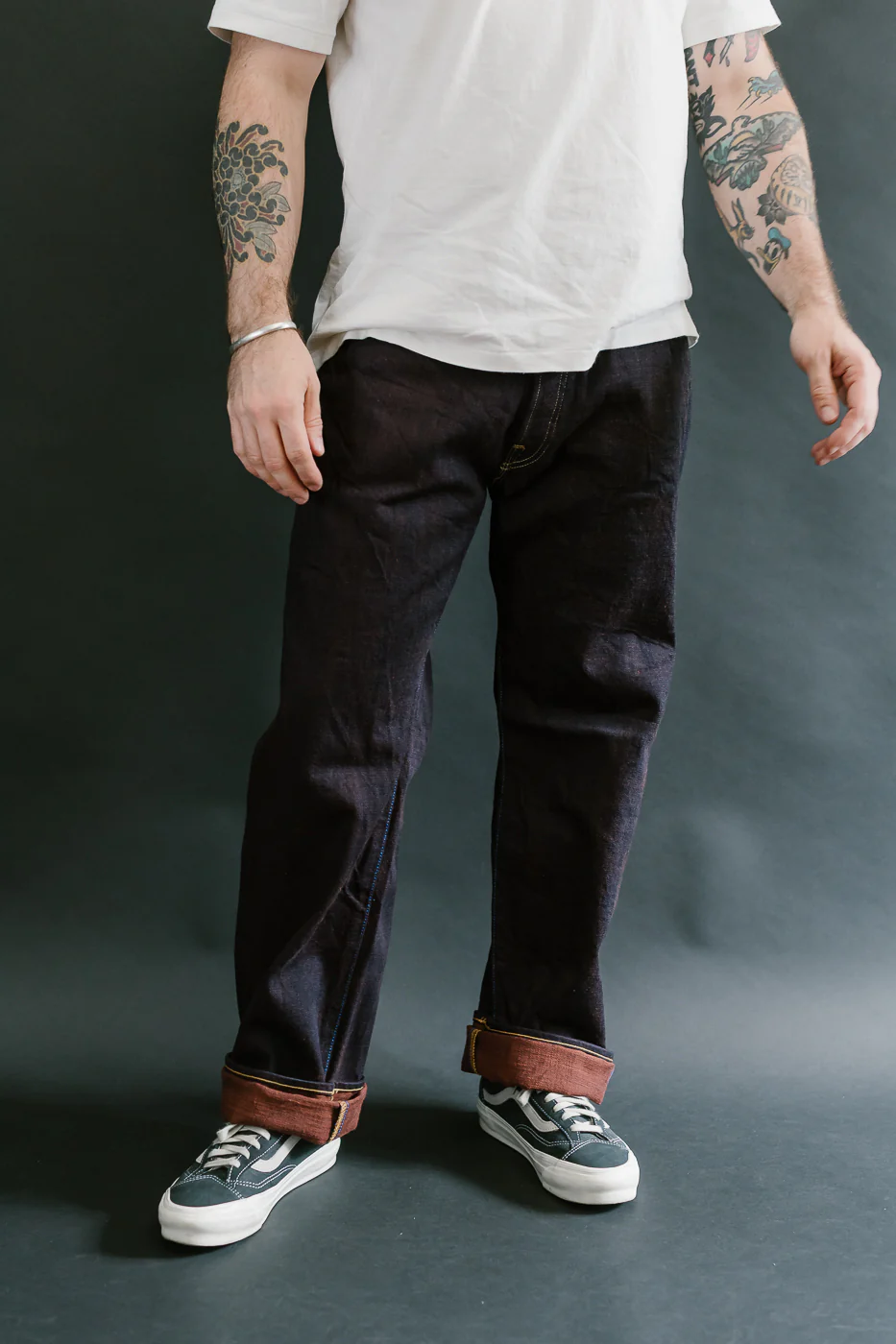 TNK103KH - 14.5oz "KAKISHIBU" Selvedge Indigo x Persimmon - Loose Straight - Image 16