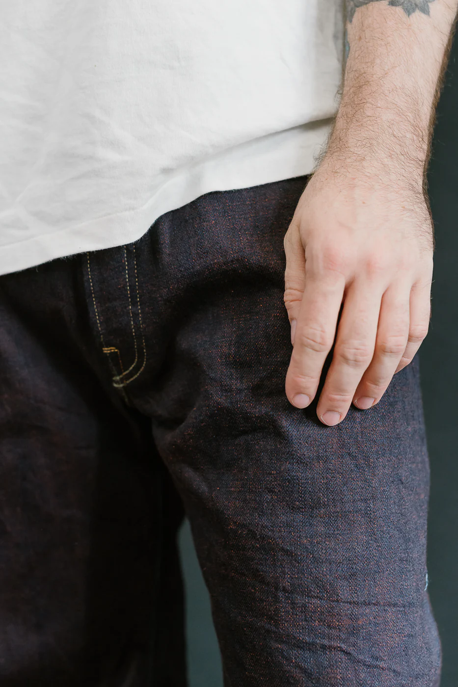 TNK103KH - 14.5oz "KAKISHIBU" Selvedge Indigo x Persimmon - Loose Straight - Image 17