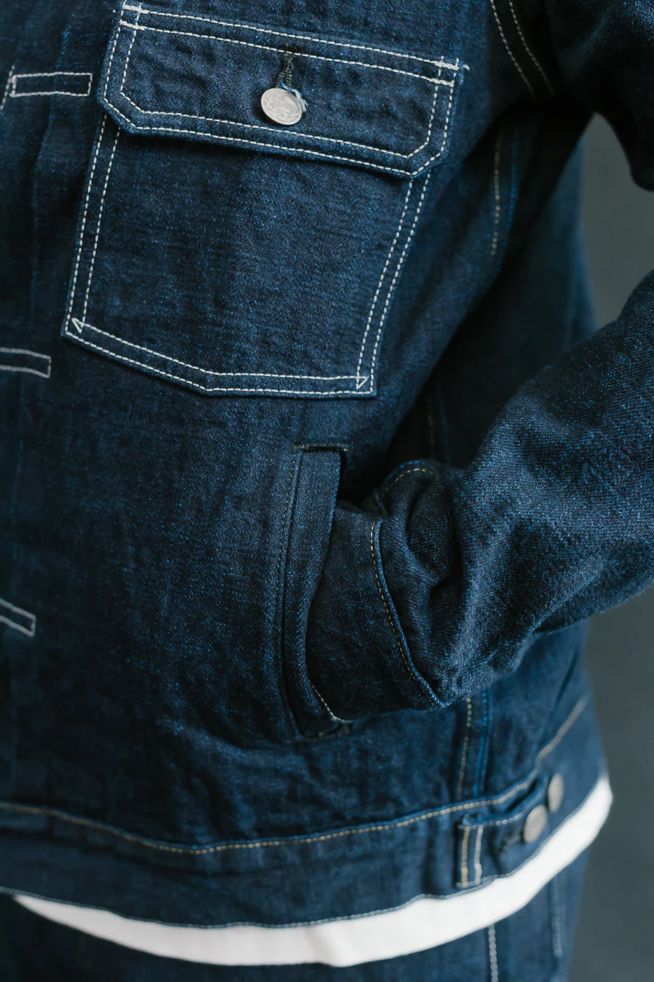 TNK402TB - 16.5oz "YURAI" Selvedge  Natural Indigo x Cobalt - Type II Jacket - Image 25