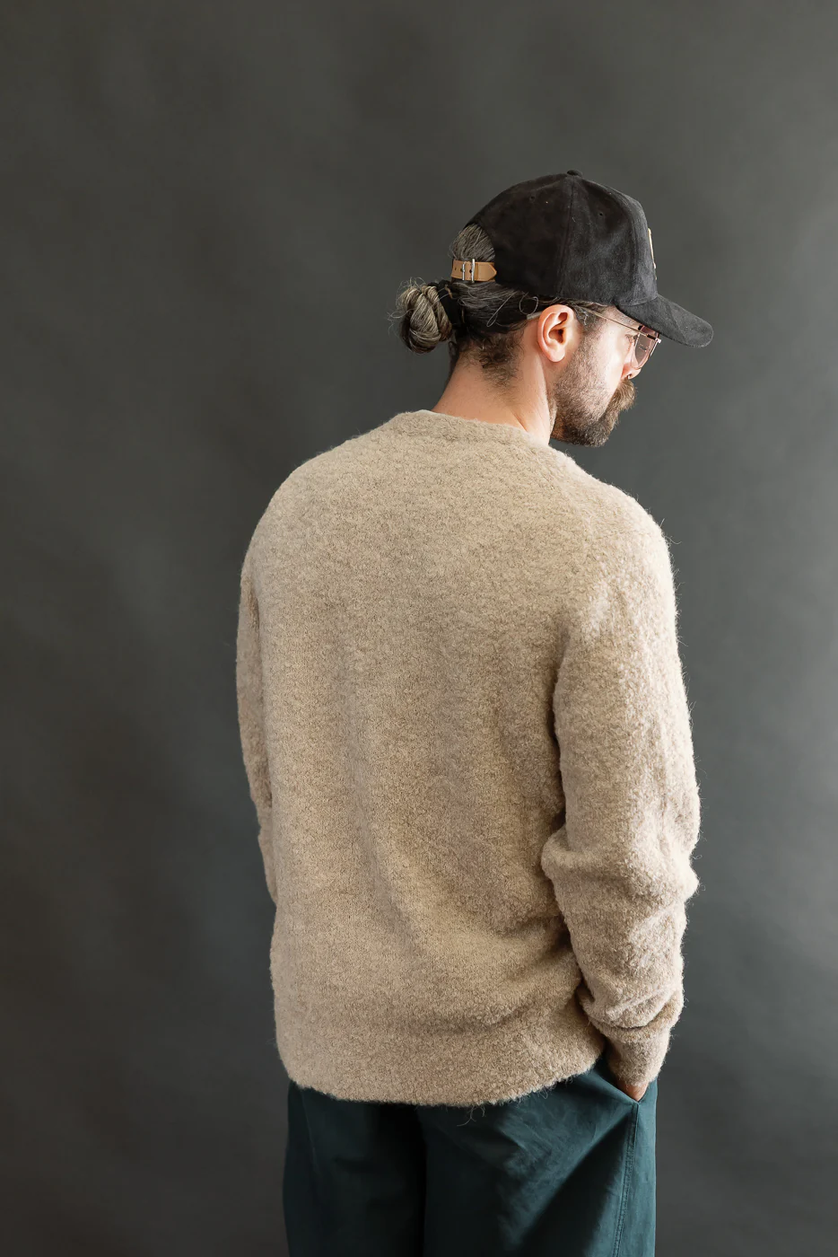 V-Neck Cardigan Boucle Alpaca - Khaki - Image 12