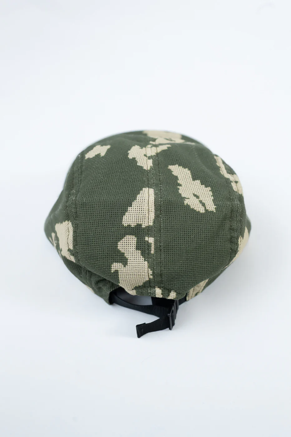 X-003-CCM-659 - 5-Panel Cap Cloud Camo Mesh - Green, Off-White - Image 3